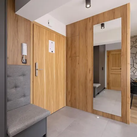 Tatry Design With Balcony דירה *