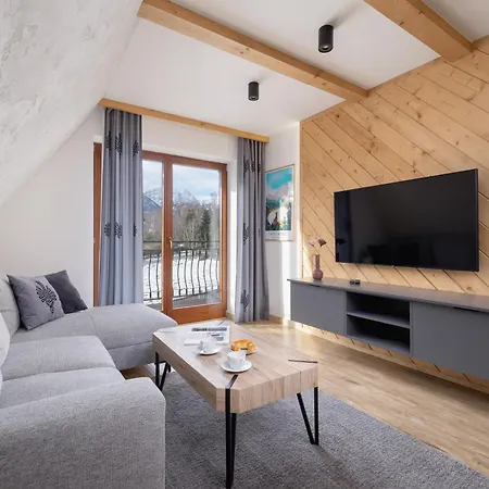 Tatry Design With Balcony דירה *
